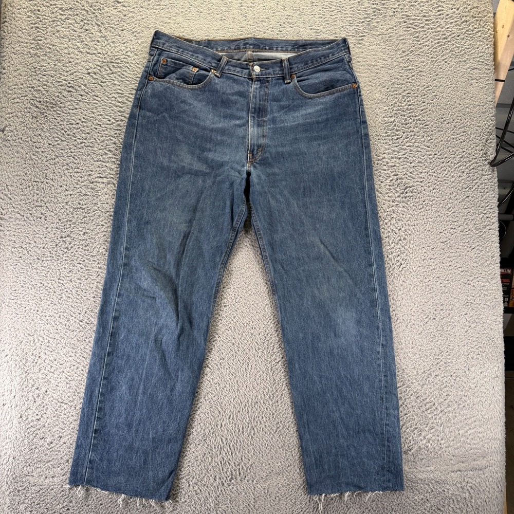 Levi's 550 Jeans Men's 38x32 Blue Cotton Denim Straight Leg Travel Frayed-Hem